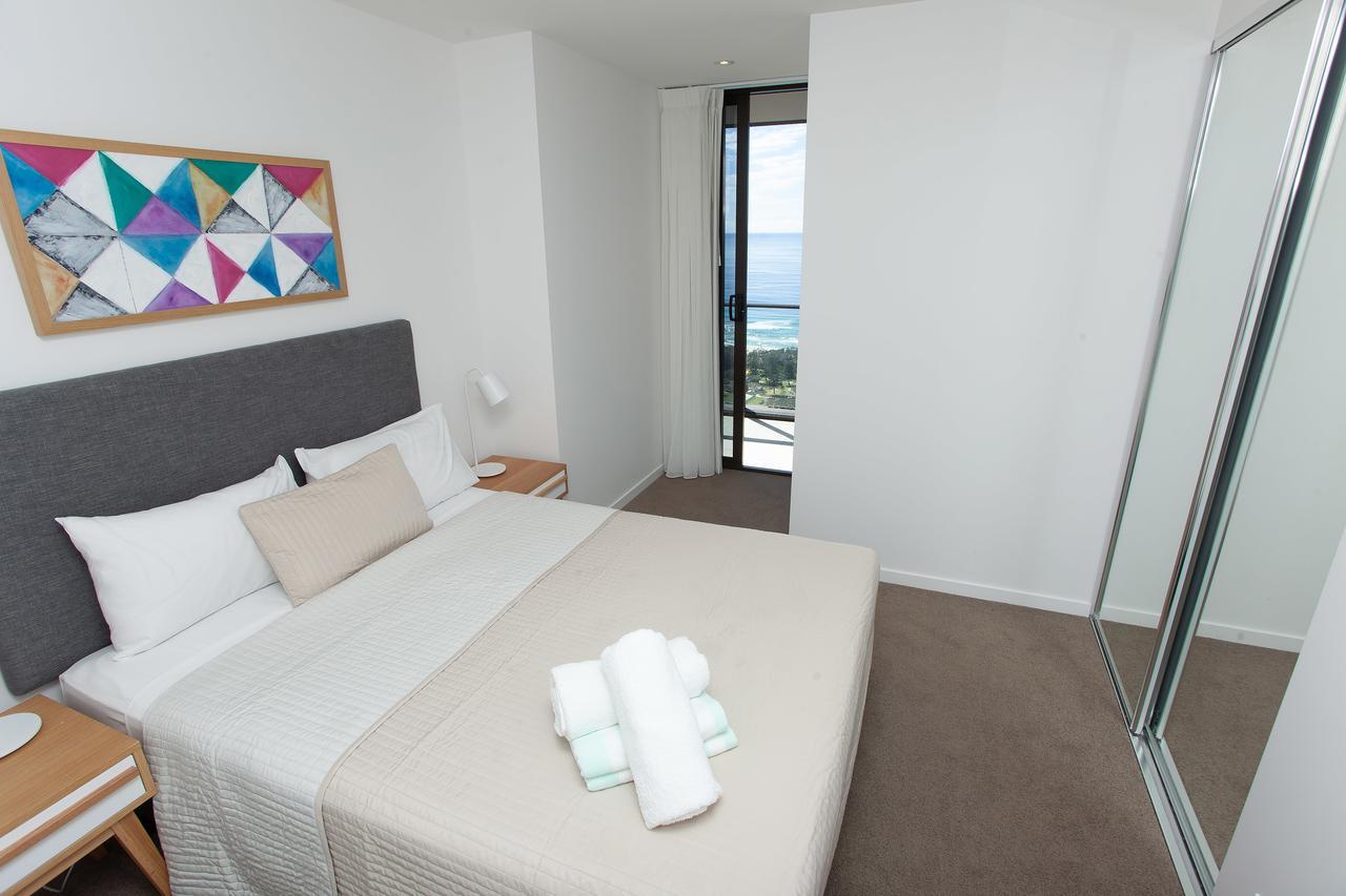 High Floor Ocean View Suites Broadbeach Gold Coast Esterno foto