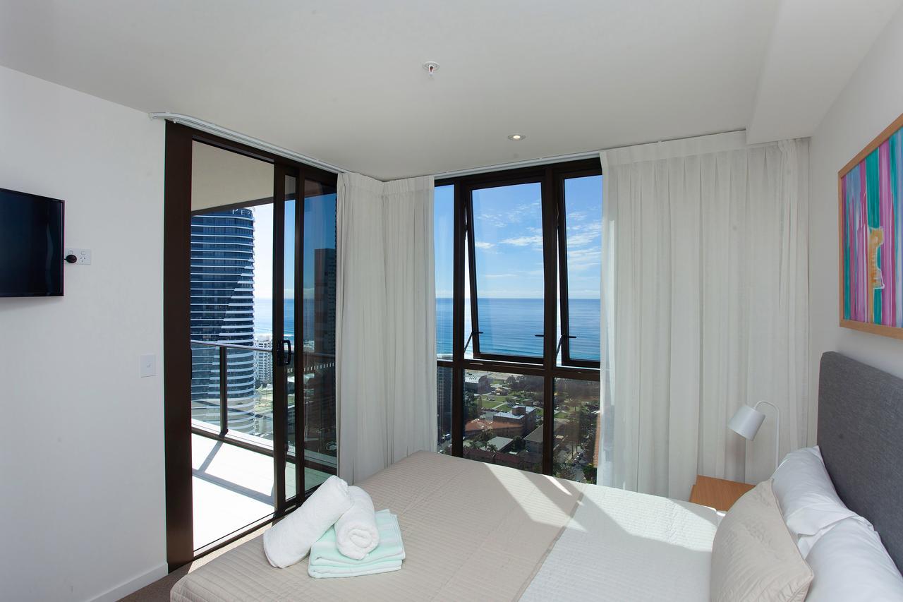 High Floor Ocean View Suites Broadbeach Gold Coast Esterno foto