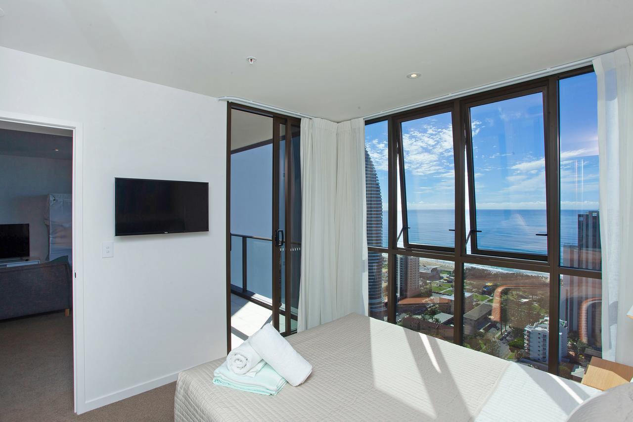 High Floor Ocean View Suites Broadbeach Gold Coast Esterno foto