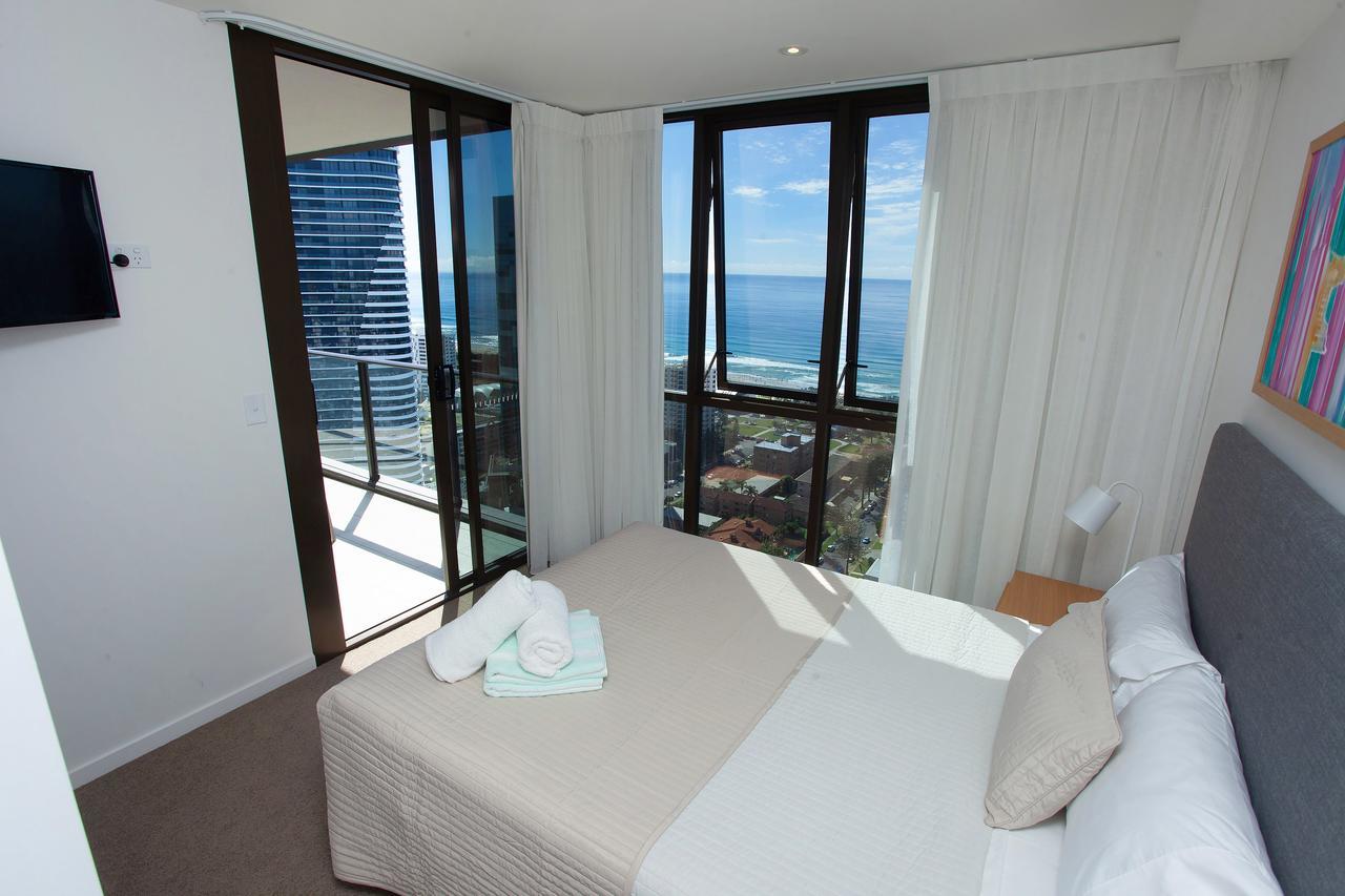 High Floor Ocean View Suites Broadbeach Gold Coast Esterno foto
