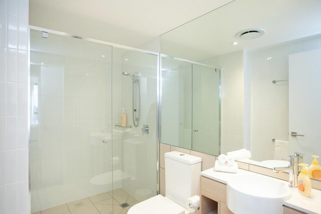 High Floor Ocean View Suites Broadbeach Gold Coast Esterno foto